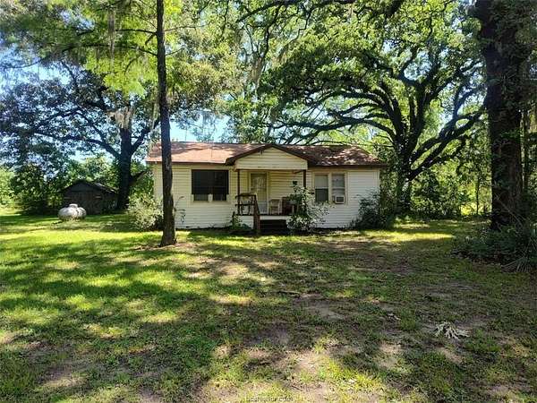 2 Acres of Residential Land with Home for Sale in Pointblank, Texas