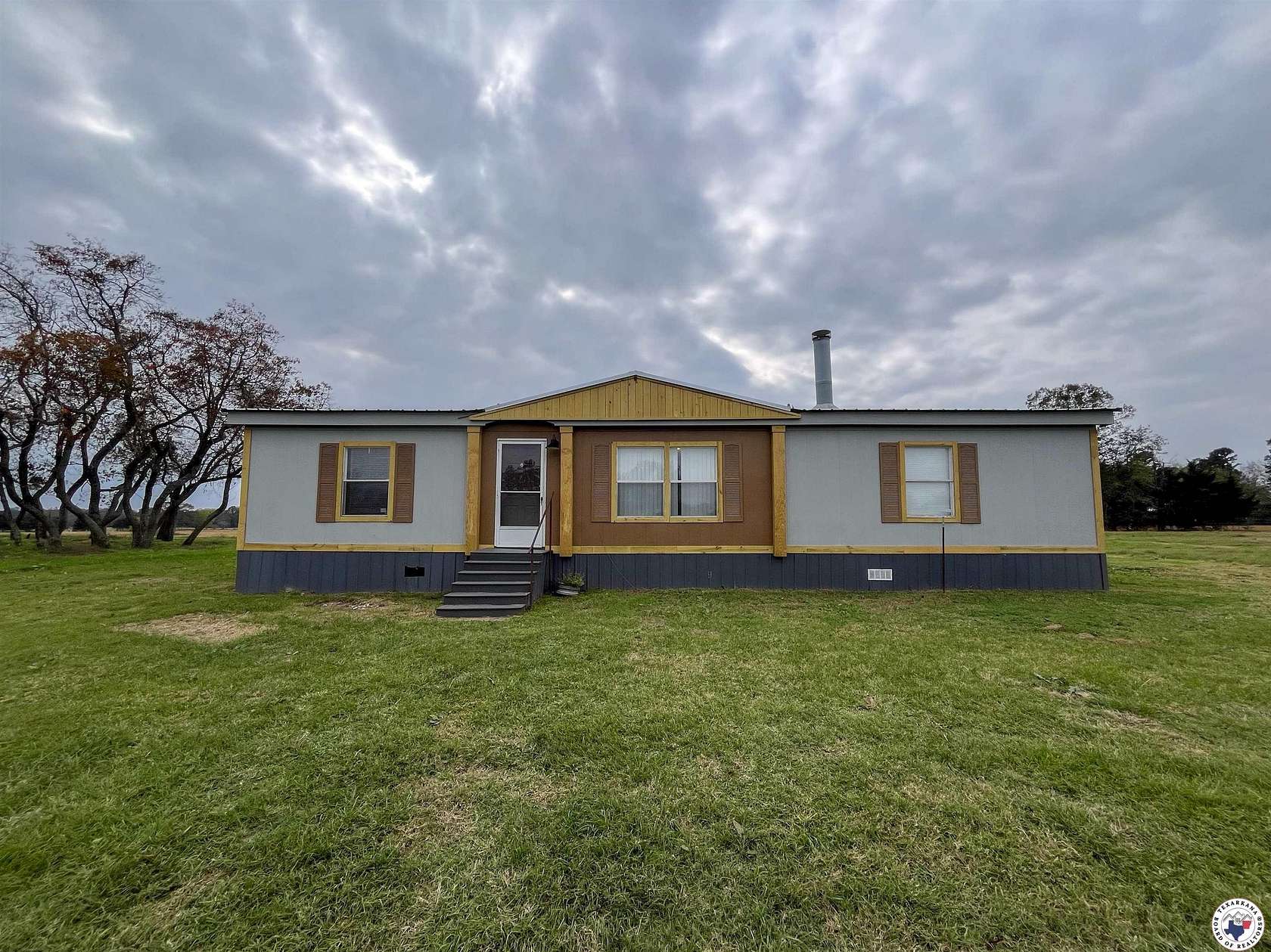 22 Acres of Land with Home for Sale in Avery, Texas