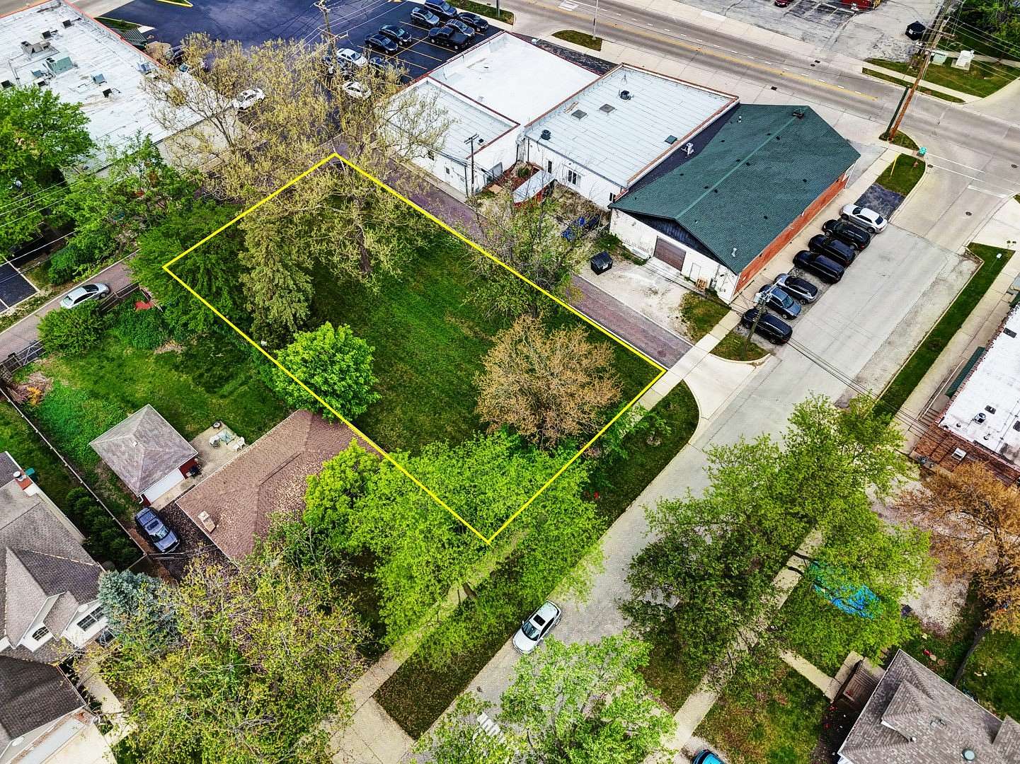 0.28 Acres of Residential Land for Sale in Westmont, Illinois