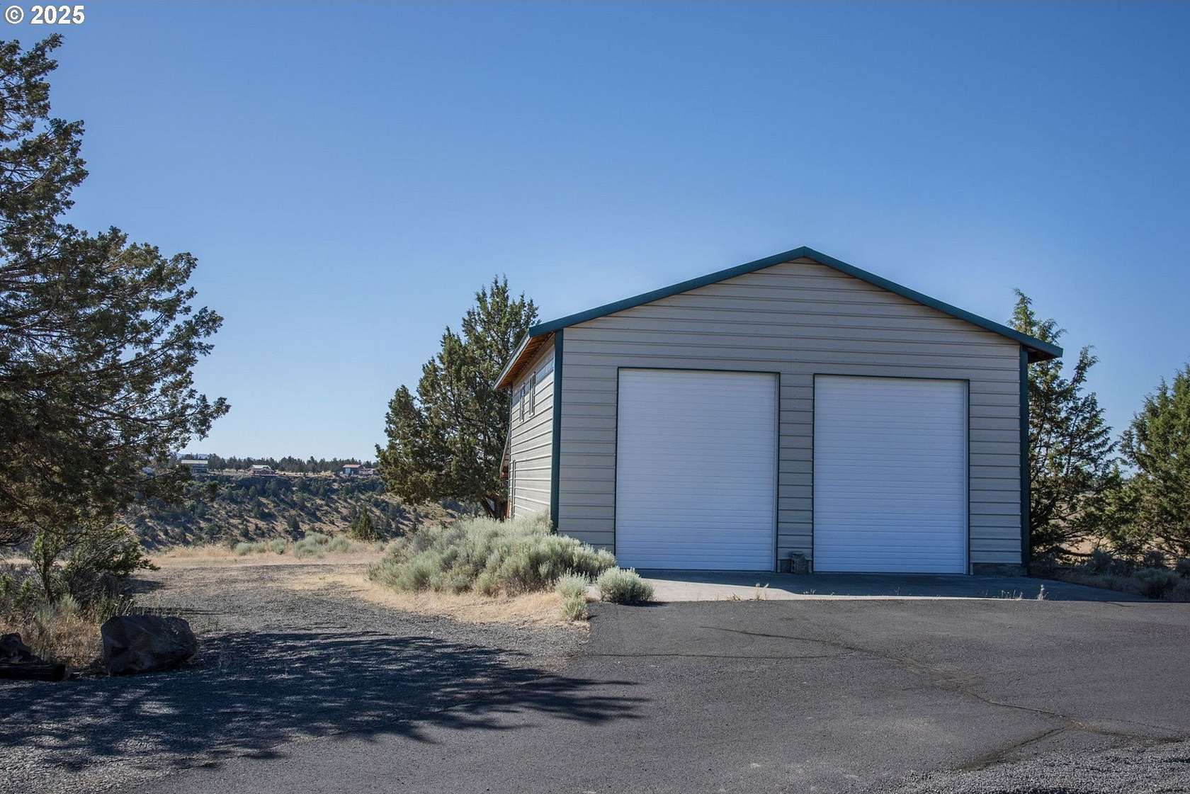 6.28 Acres of Residential Land for Sale in Culver, Oregon