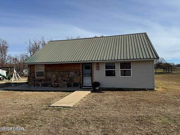 3 Acres of Residential Land with Home for Sale in Wentworth, Missouri