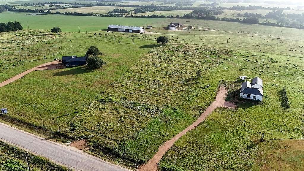 2.88 Acres of Land for Sale in Carmine, Texas
