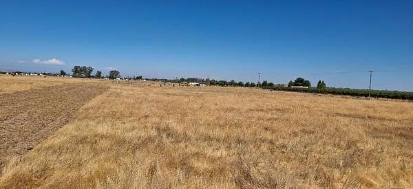 2.3 Acres of Mixed-Use Land for Sale in Madera, California