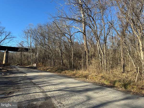 4 Acres of Residential Land for Sale in Great Cacapon, West Virginia