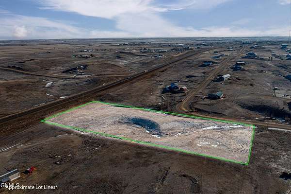 4.48 Acres of Residential Land for Sale in Williston, North Dakota