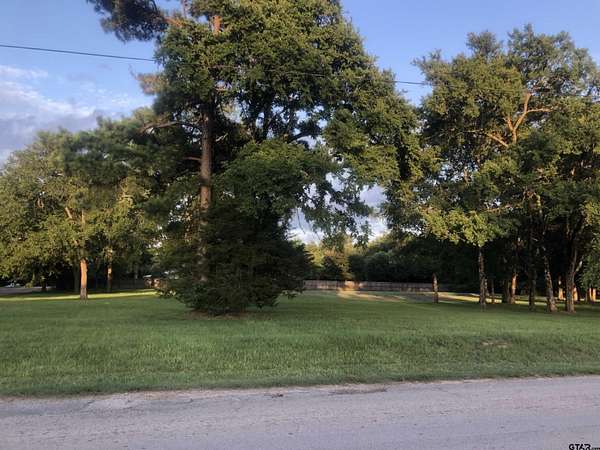 2 Acres of Residential Land for Sale in Rusk, Texas