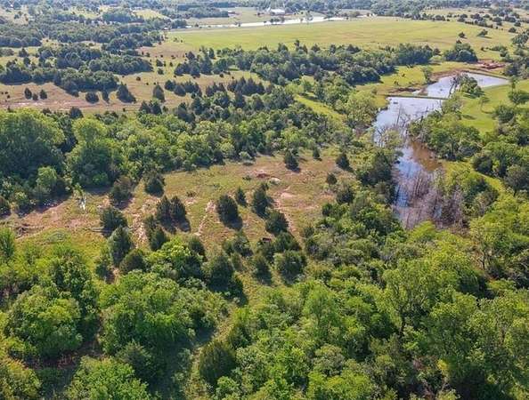 20 Acres of Land for Sale in Blanchard, Oklahoma