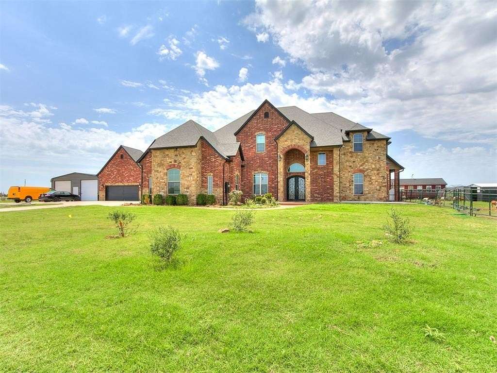 5 Acres of Residential Land with Home for Sale in Edmond, Oklahoma