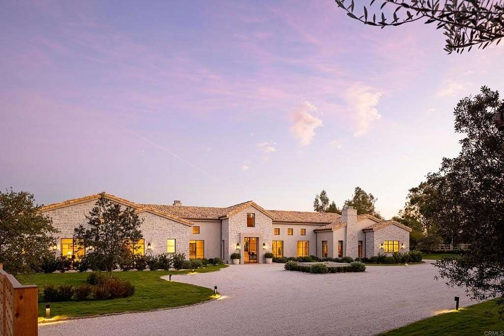 3.66 Acres of Land with Home for Sale in Rancho Santa Fe, California