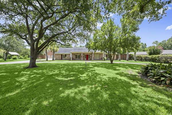 4 Acres of Residential Land with Home for Sale in Beaumont, Texas