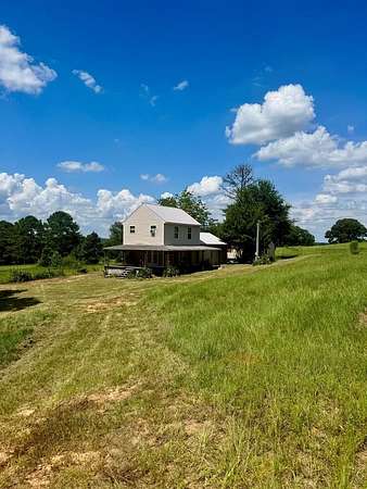22 Acres of Land with Home for Sale in Banks, Alabama