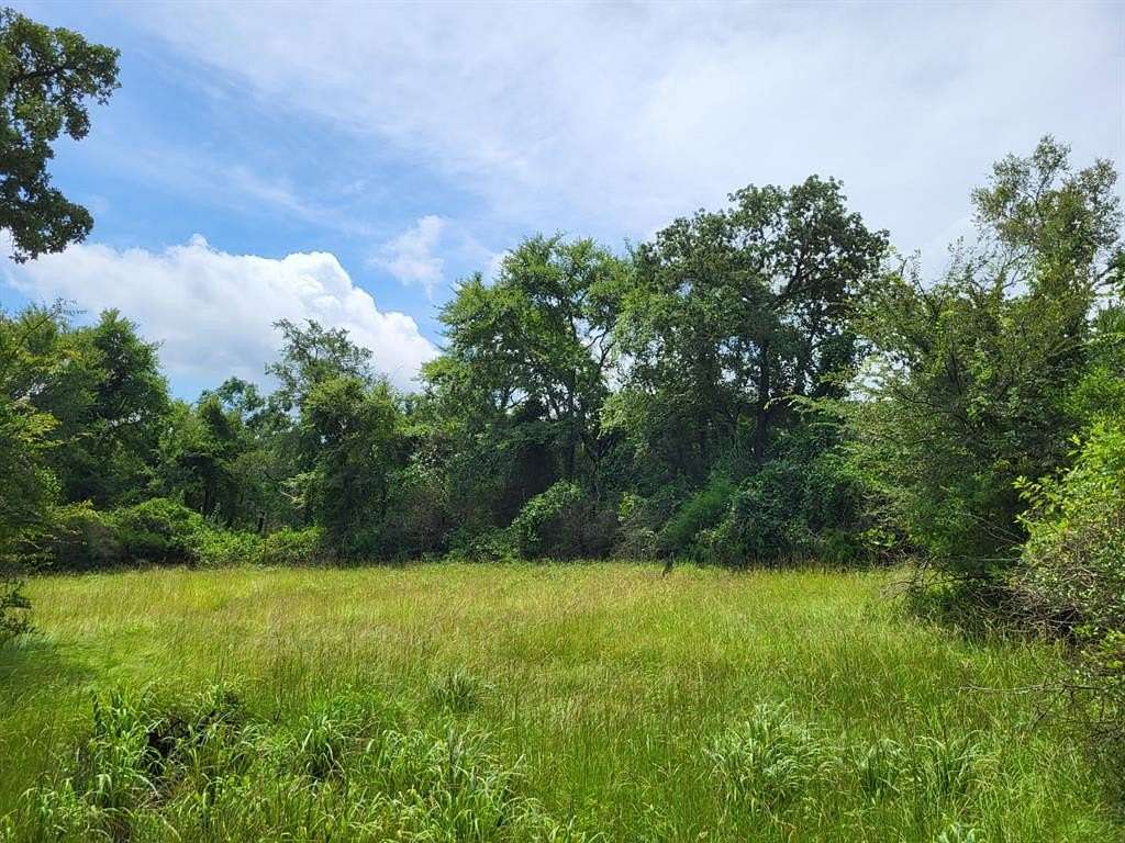 1.25 Acres of Residential Land for Sale in Groesbeck, Texas