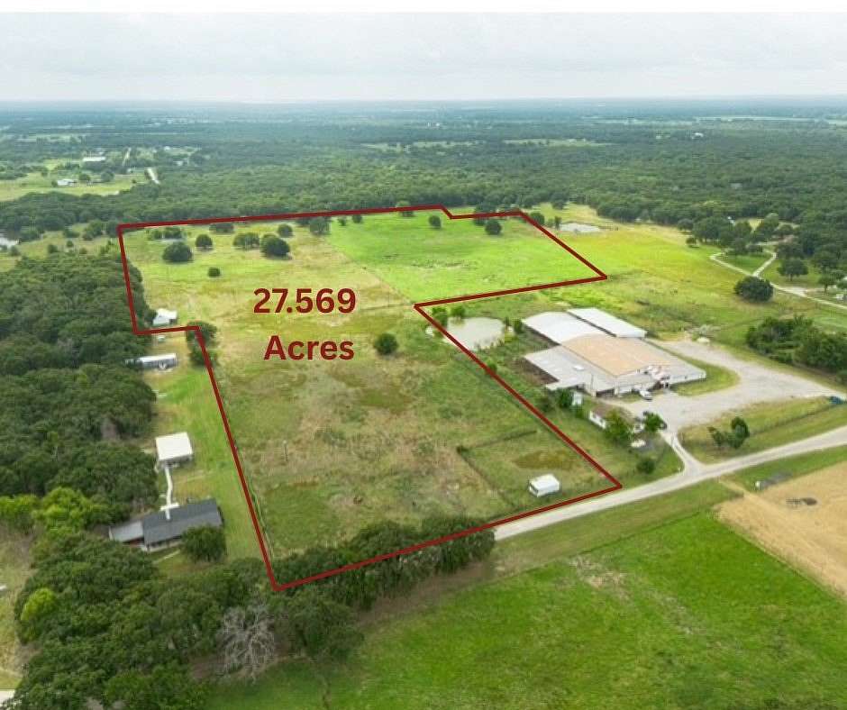 27.6 Acres of Agricultural & Residential Land for Sale in Royse City, Texas
