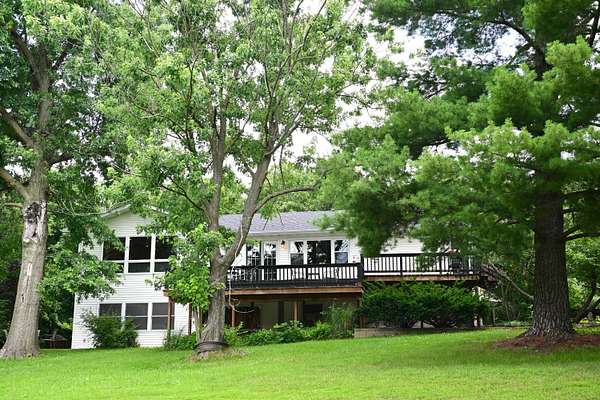 2.25 Acres of Residential Land with Home for Sale in Macon, Missouri