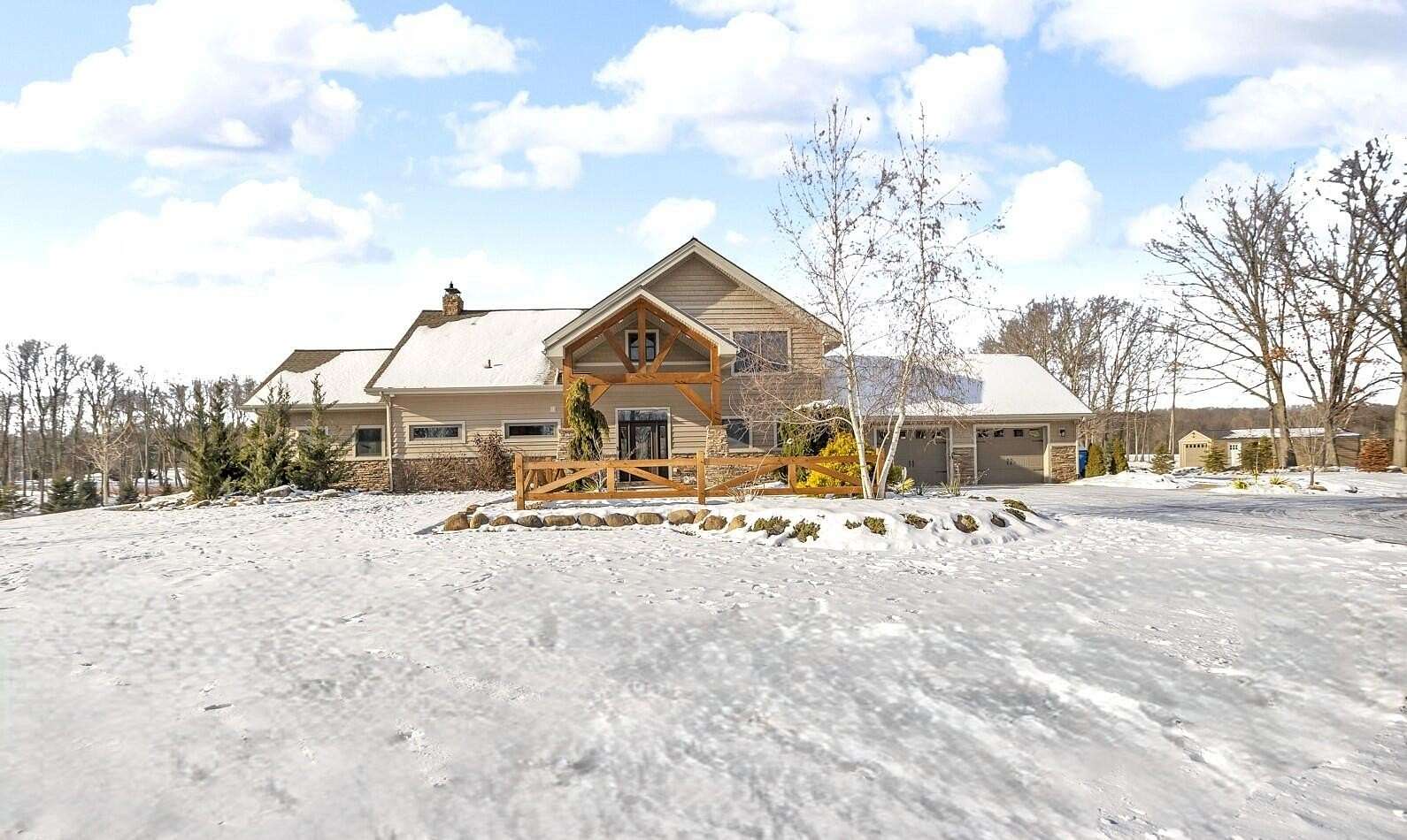 10.3 Acres of Land with Home for Sale in Horton, Michigan