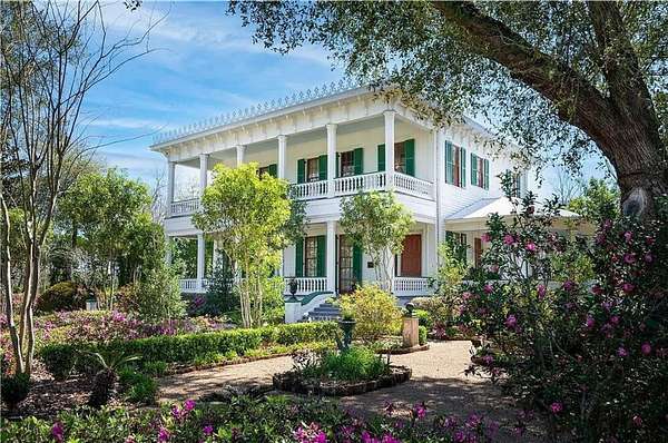 13.8 Acres of Land with Home for Sale in Lettsworth, Louisiana