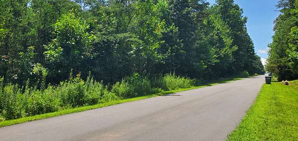 0.75 Acres of Residential Land for Sale in Olin, North Carolina