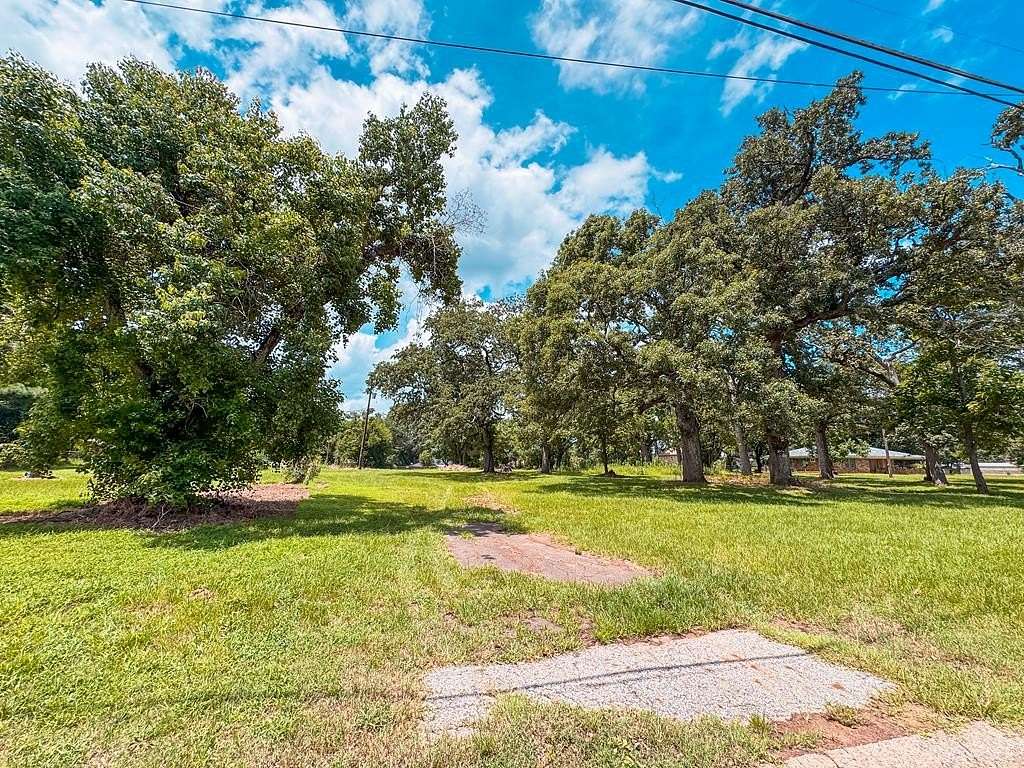 1.8 Acres of Land for Sale in Palestine, Texas