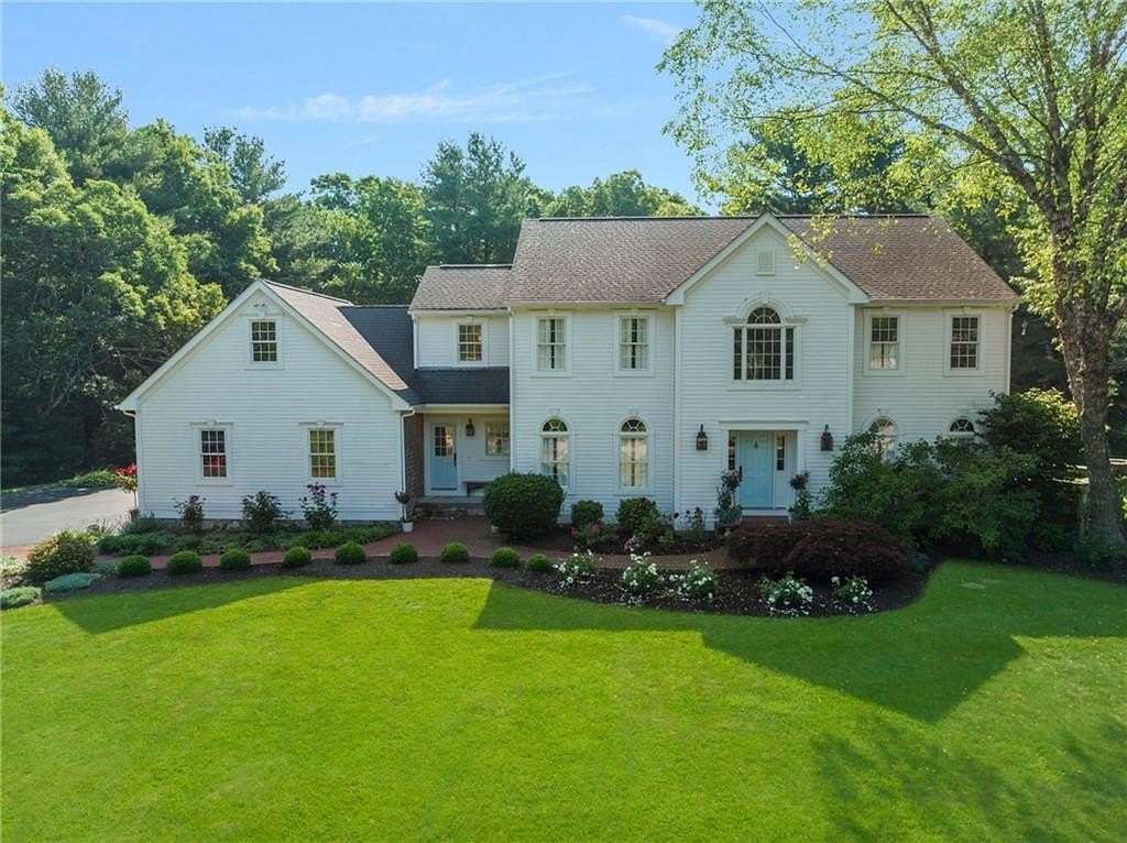 5.34 Acres of Residential Land with Home for Sale in North Kingstown, Rhode Island