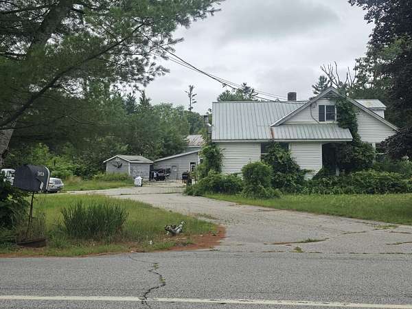 6 Acres of Residential Land with Home for Sale in Waterford Town, Maine
