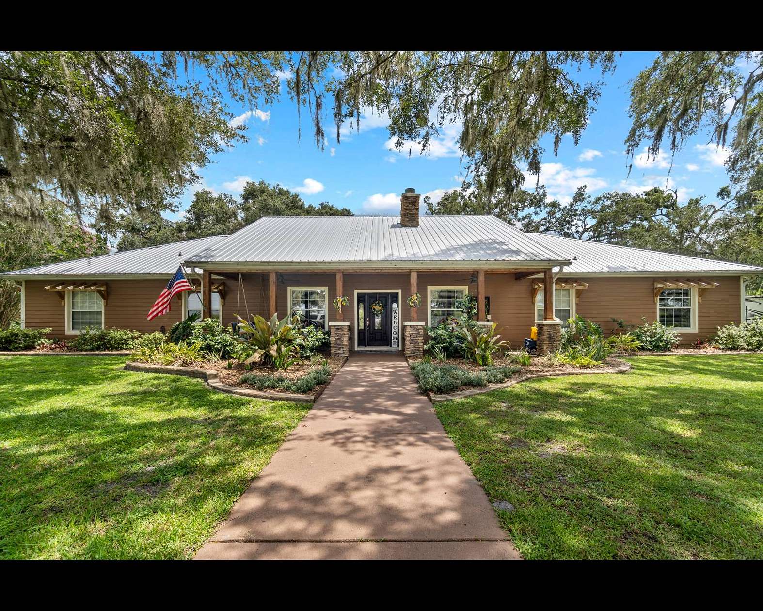 10 Acres of Land with Home for Sale in Sumterville, Florida