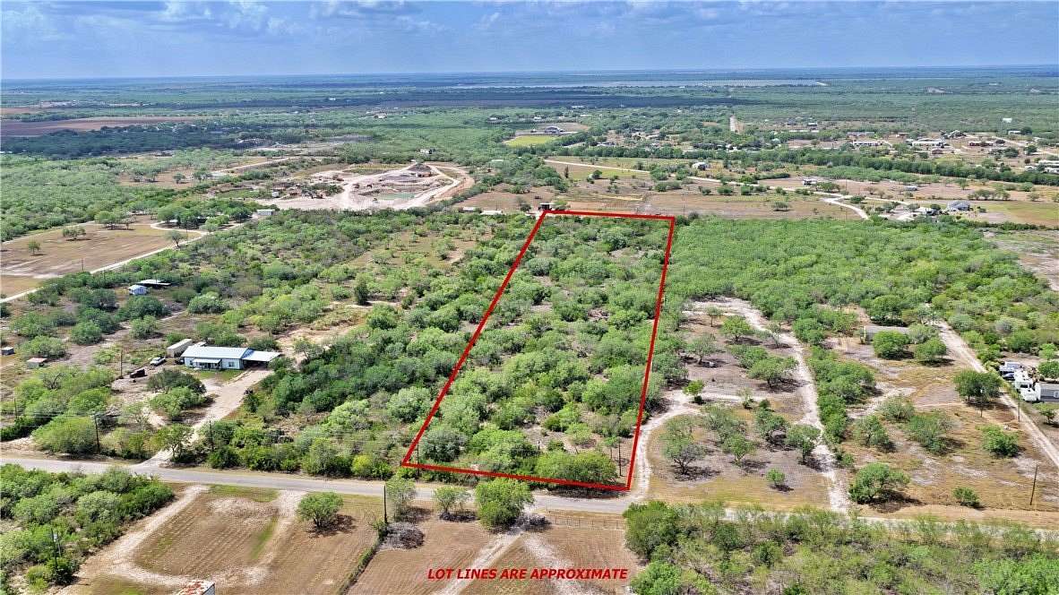 5 Acres of Land for Sale in Orange Grove, Texas