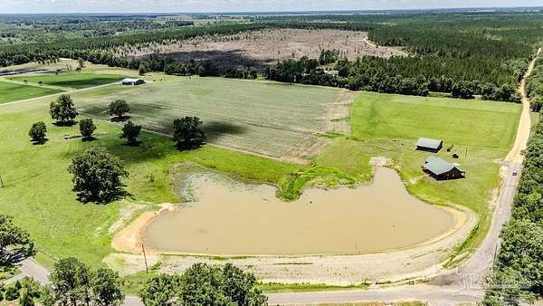 39 Acres of Land with Home for Sale in Jay, Florida