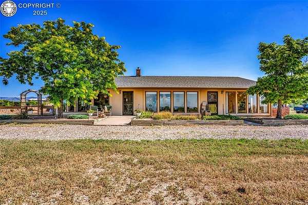 15 Acres of Land with Home for Sale in Penrose, Colorado