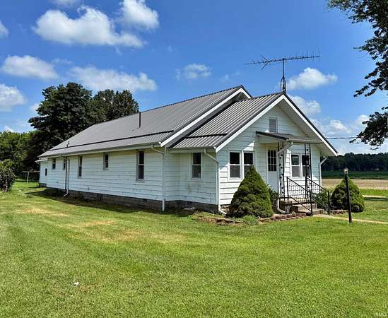 11.1 Acres of Land with Home for Sale in Linton, Indiana