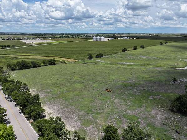 24.4 Acres of Land for Sale in Coupland, Texas