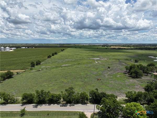 24.4 Acres of Agricultural Land for Sale in Coupland, Texas
