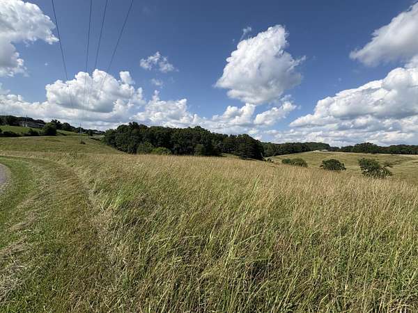 8 Acres of Residential Land for Sale in Annville, Kentucky