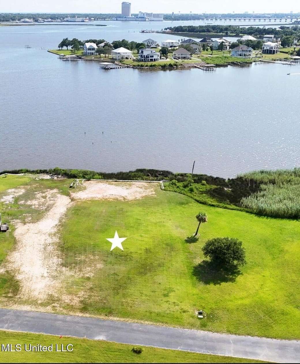 0.6 Acres of Residential Land for Sale in Biloxi, Mississippi
