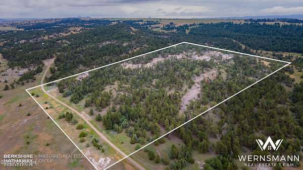 36.4 Acres of Land for Sale in Moorcroft, Wyoming