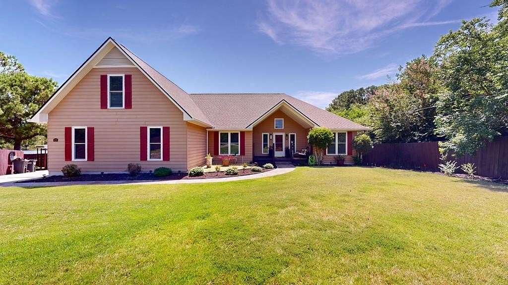 2 Acres of Residential Land with Home for Sale in Cataula, Georgia