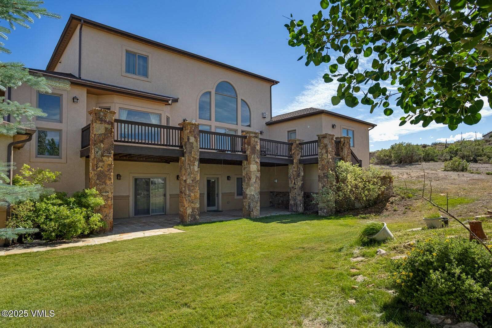 2.1 Acres of Residential Land with Home for Sale in Gypsum, Colorado