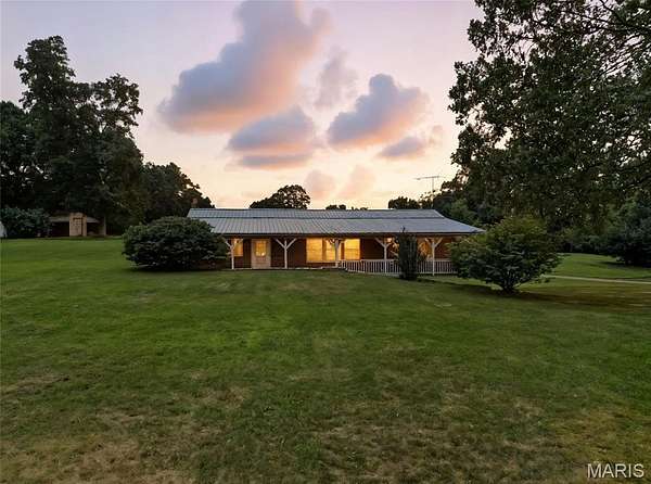 3 Acres of Residential Land with Home for Sale in Mineral Point, Missouri