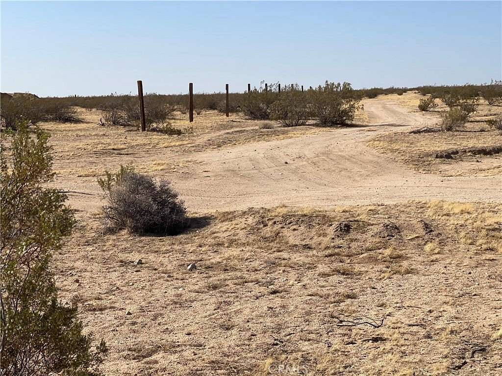 10 Acres of Land for Sale in Adelanto, California