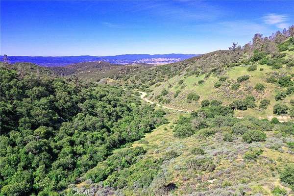 160 Acres of Recreational Land for Sale in Lockwood, California