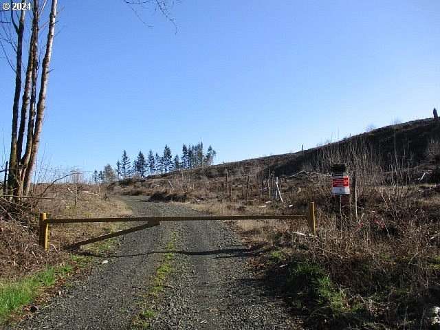 120 Acres of Land for Sale in Silverton, Oregon