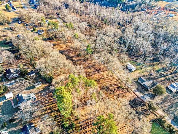 0.76 Acres of Residential Land for Sale in Wellford, South Carolina