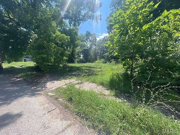 0.07 Acres of Residential Land for Sale in East St. Louis, Illinois