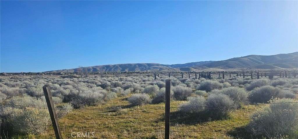 10 Acres of Land for Sale in Lancaster, California