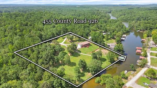 4 Acres of Residential Land with Home for Sale in Clanton, Alabama