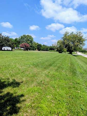 0.4 Acres of Residential Land for Sale in Lake Summerset, Illinois