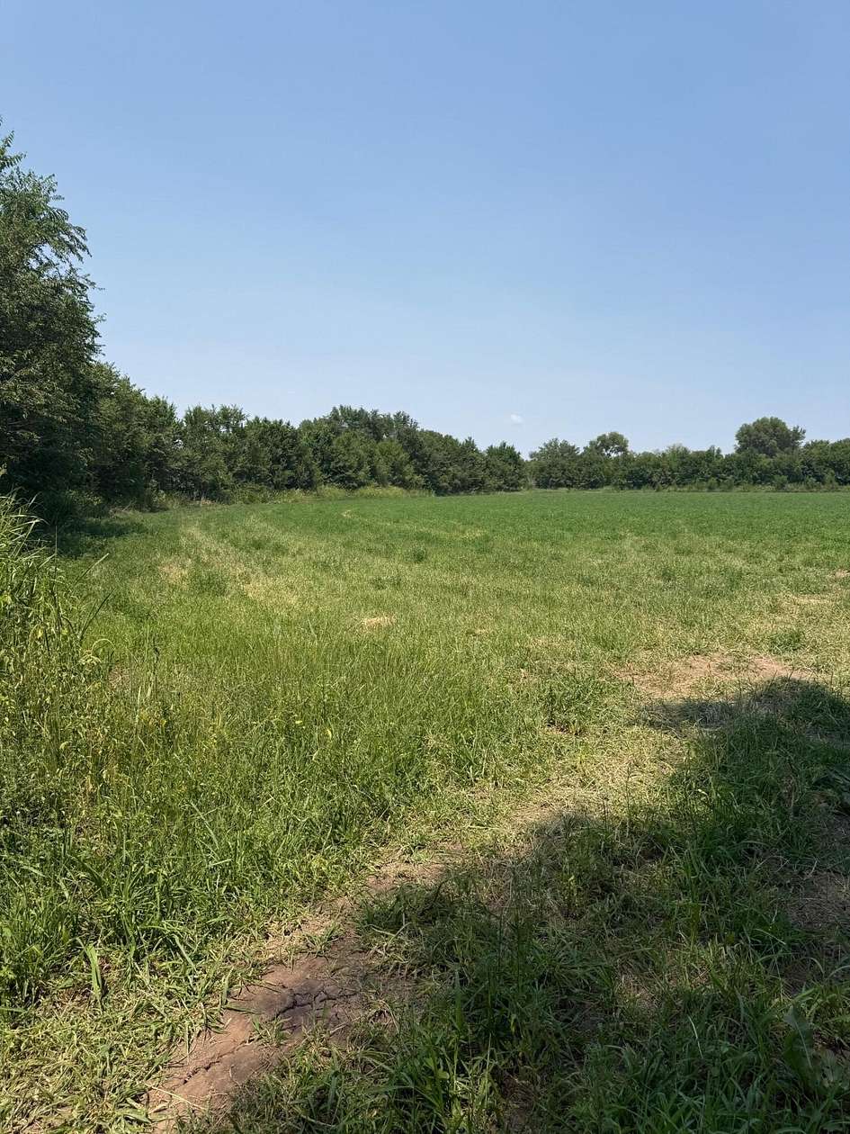 2.85 Acres of Residential Land for Sale in Peralta, New Mexico