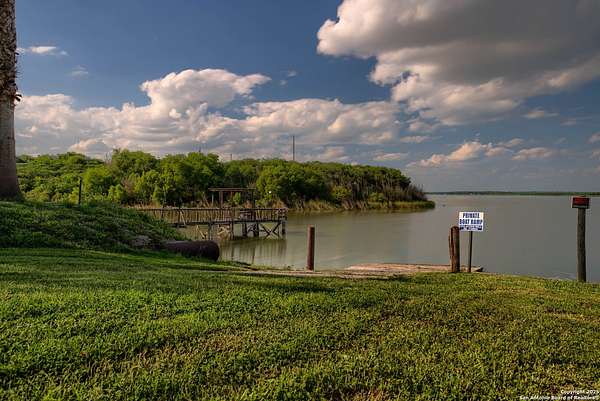 15.2 Acres of Recreational Land with Home for Sale in Sandia, Texas