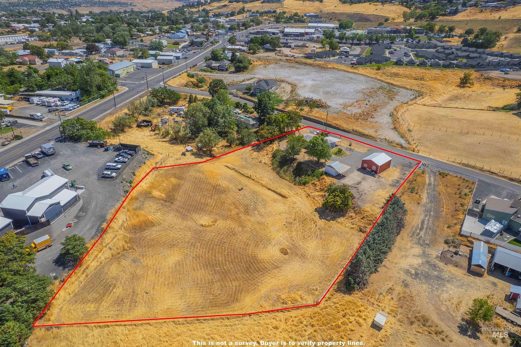 2 Acres of Residential Land with Home for Sale in Clarkston, Washington