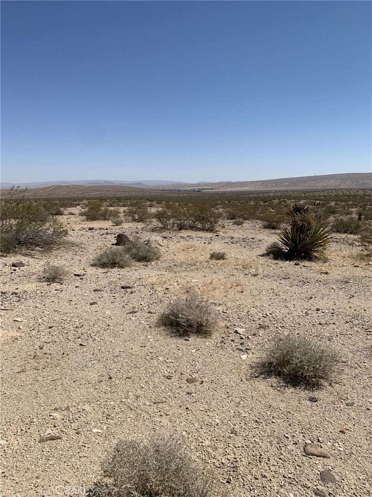 20.2 Acres of Land for Sale in Barstow, California