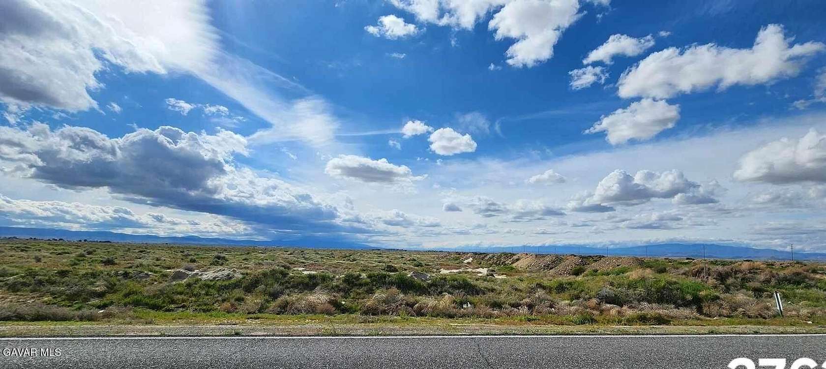 1 Acre of Land for Sale in Lancaster, California